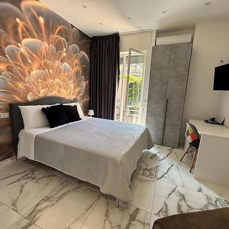 Terrazza Annunziata Hotel เนเปิลส์ ภายนอก รูปภาพ