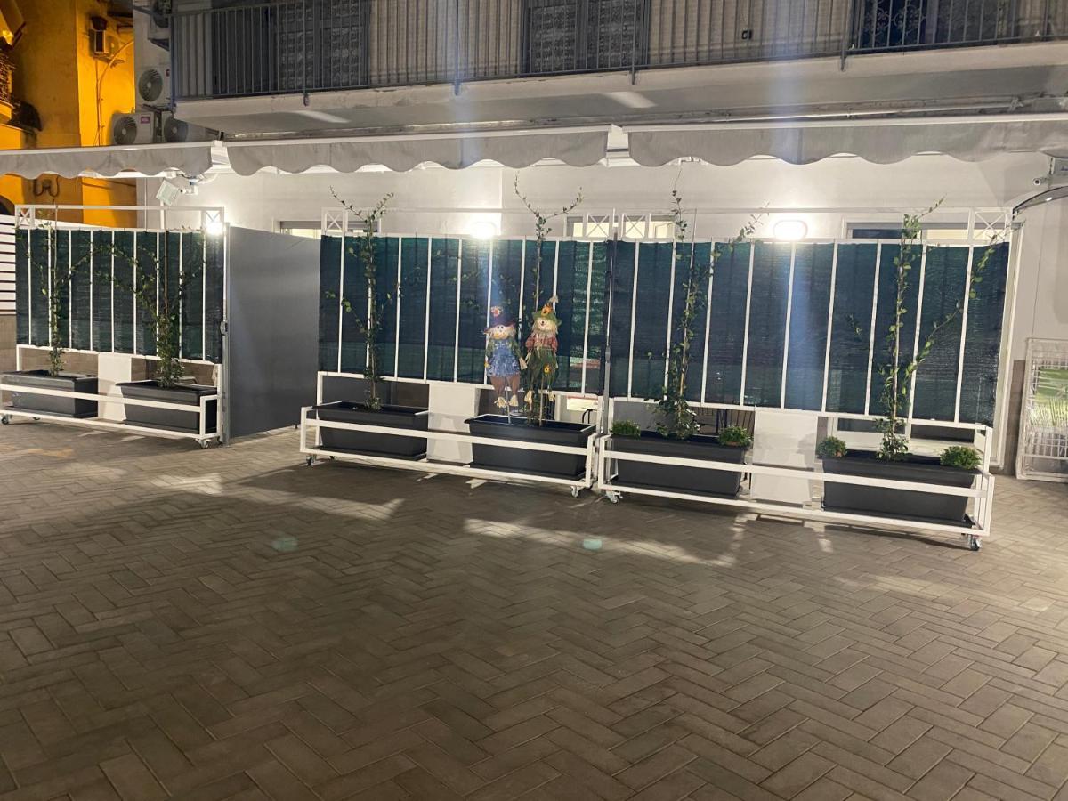 Terrazza Annunziata Hotel เนเปิลส์ ภายนอก รูปภาพ