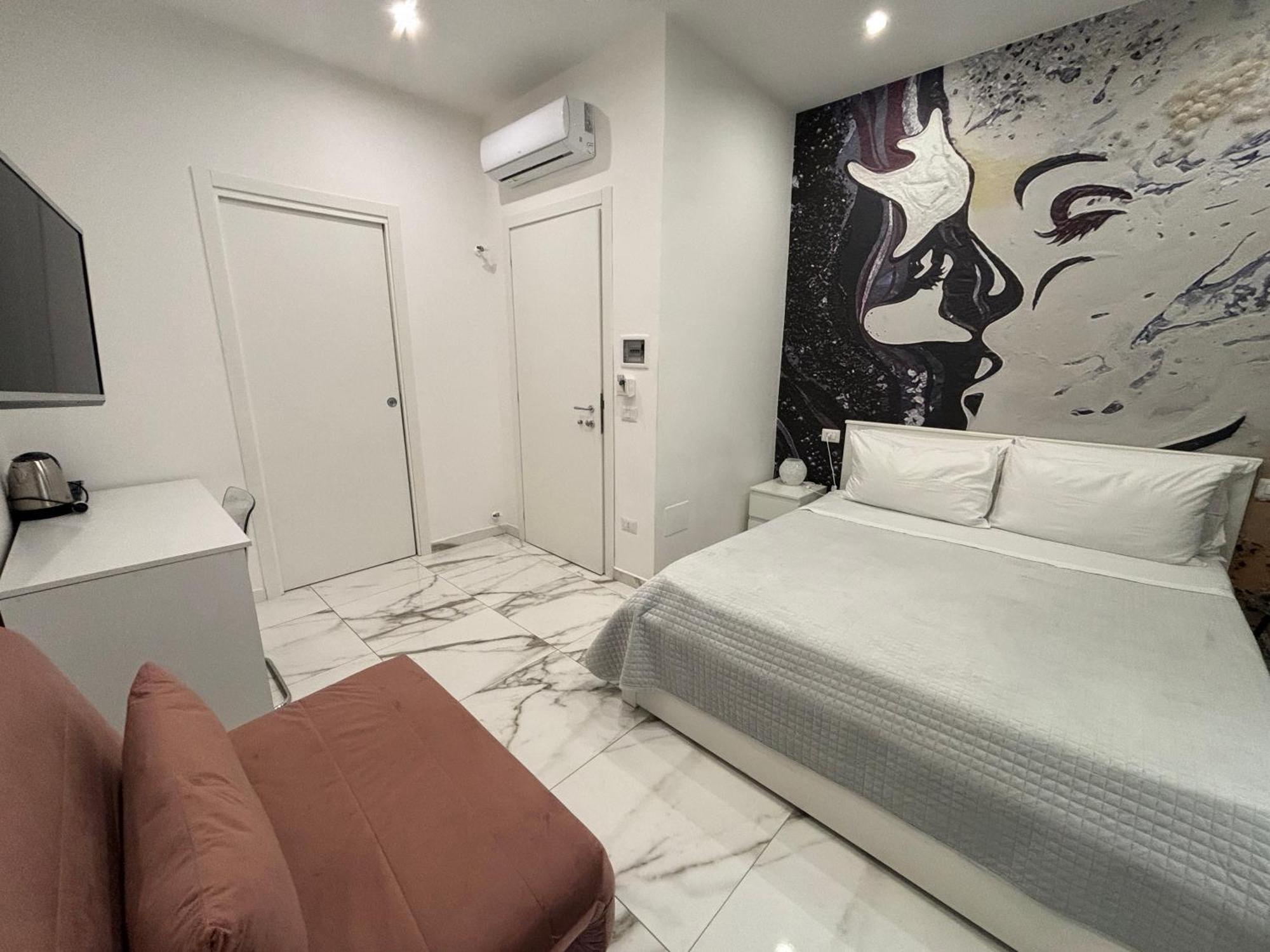 Terrazza Annunziata Hotel เนเปิลส์ ภายนอก รูปภาพ